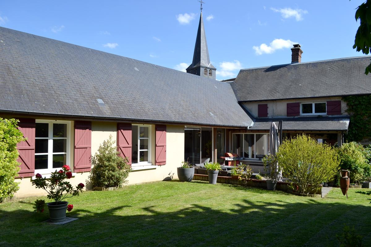 
                                                Vente
                                                 Maison 7 pièces