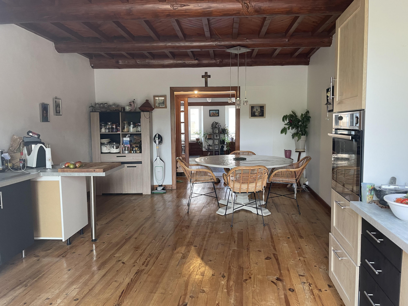 
                                                Vente
                                                 Maison 8 pièces