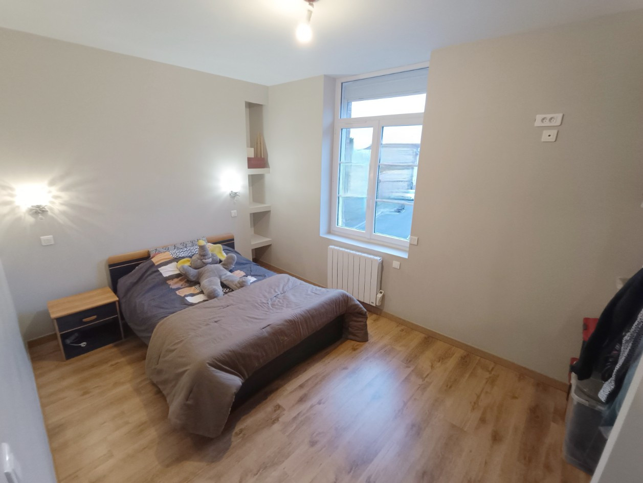 
                                                Vente
                                                 Maison Amiens Saint Pierre, 3 chambres et cour