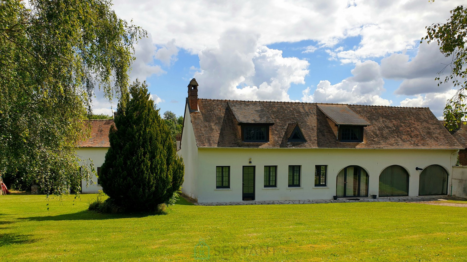 
                                                Vente
                                                 MAISON AVEC PISCINE 80KM PARIS OUEST