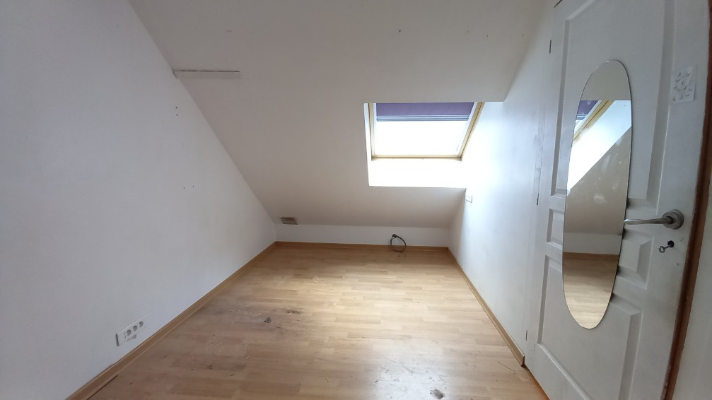 
                                                Vente
                                                 maison de 95m² sur 600m² de terrain+dépendances