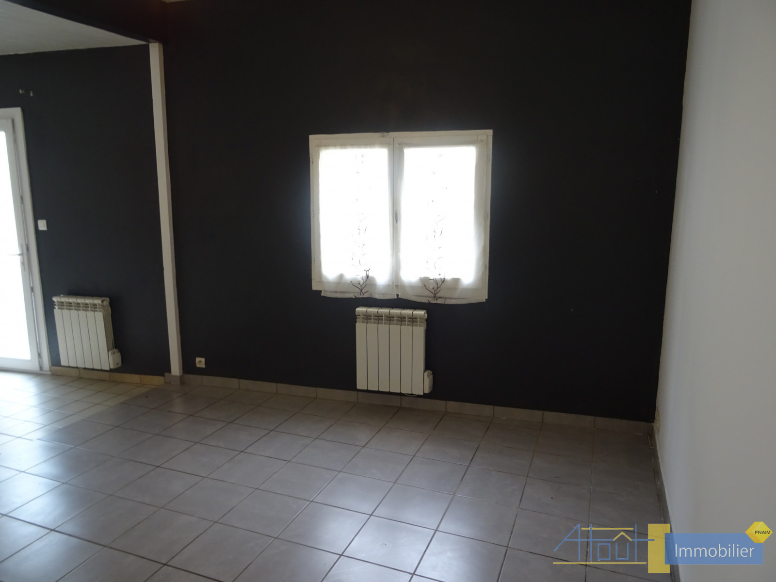 
                                                Location
                                                 MAISON DE BOURG T2 CAMBES