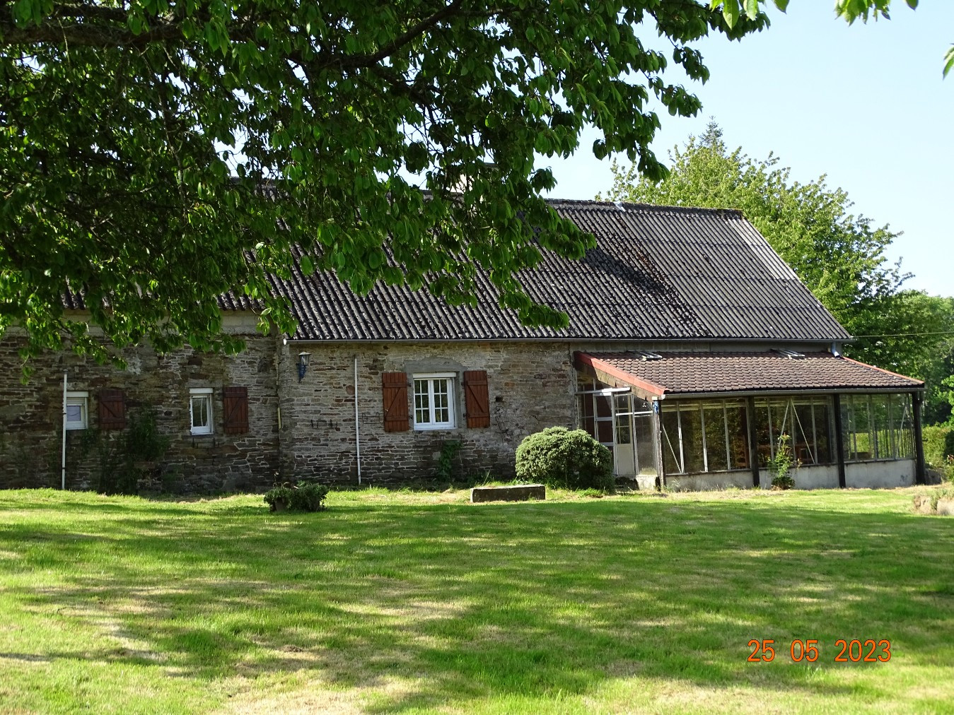 
                                                Vente
                                                 MAISON EN PIERRE