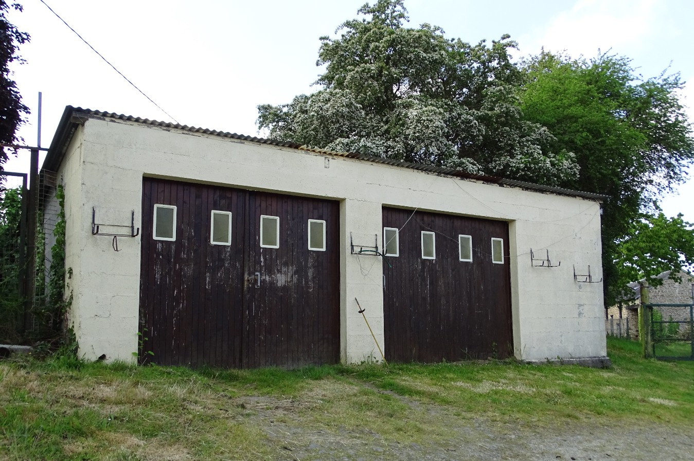 
                                                Vente
                                                 MAISON EN PIERRE