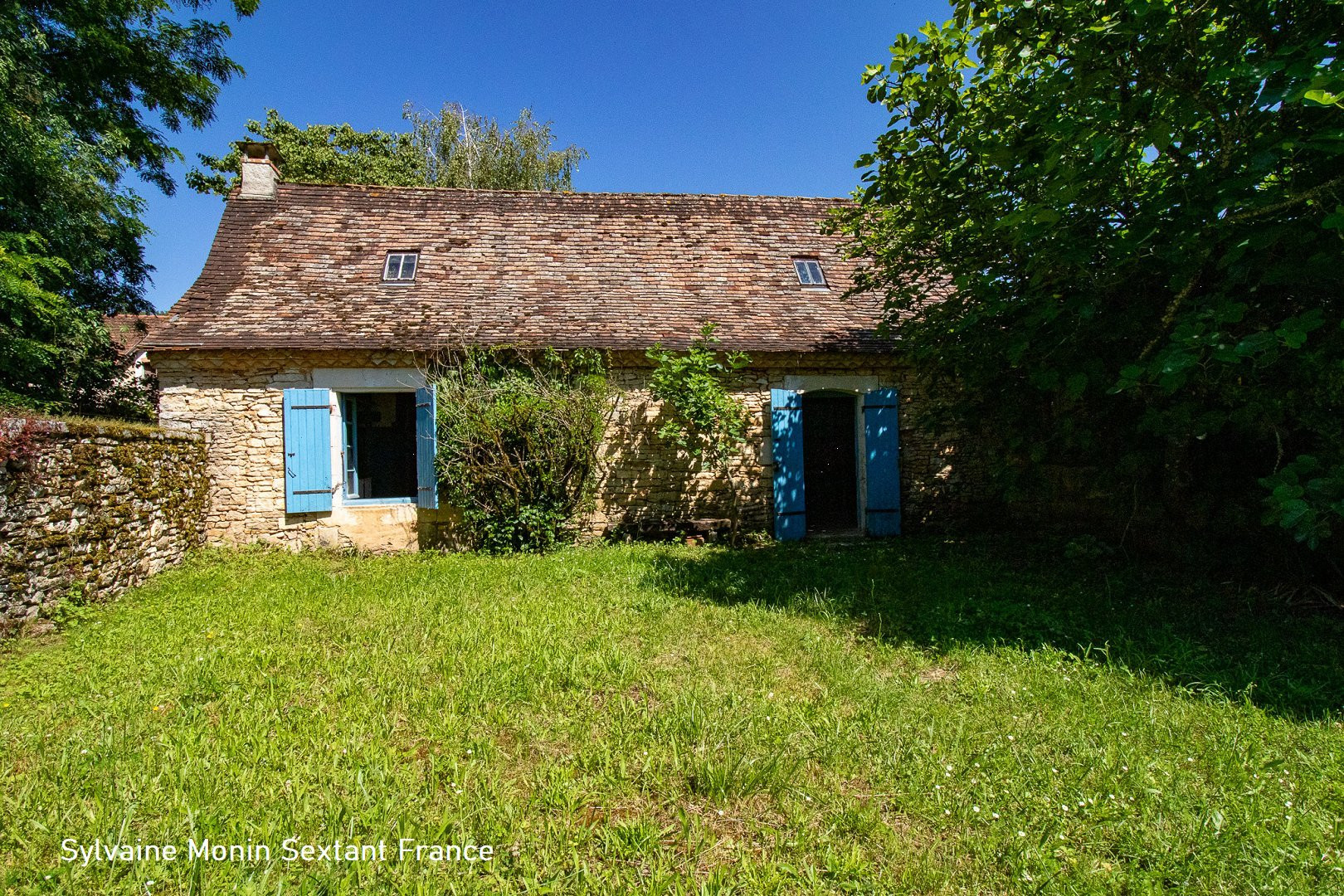 
                                                Vente
                                                 Maison en pierre à rénover 