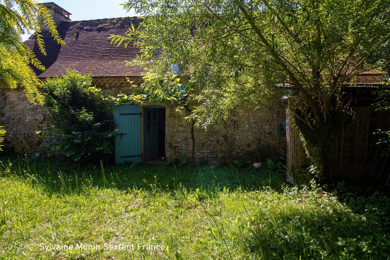 
                                                Vente
                                                 Maison en pierre à rénover 