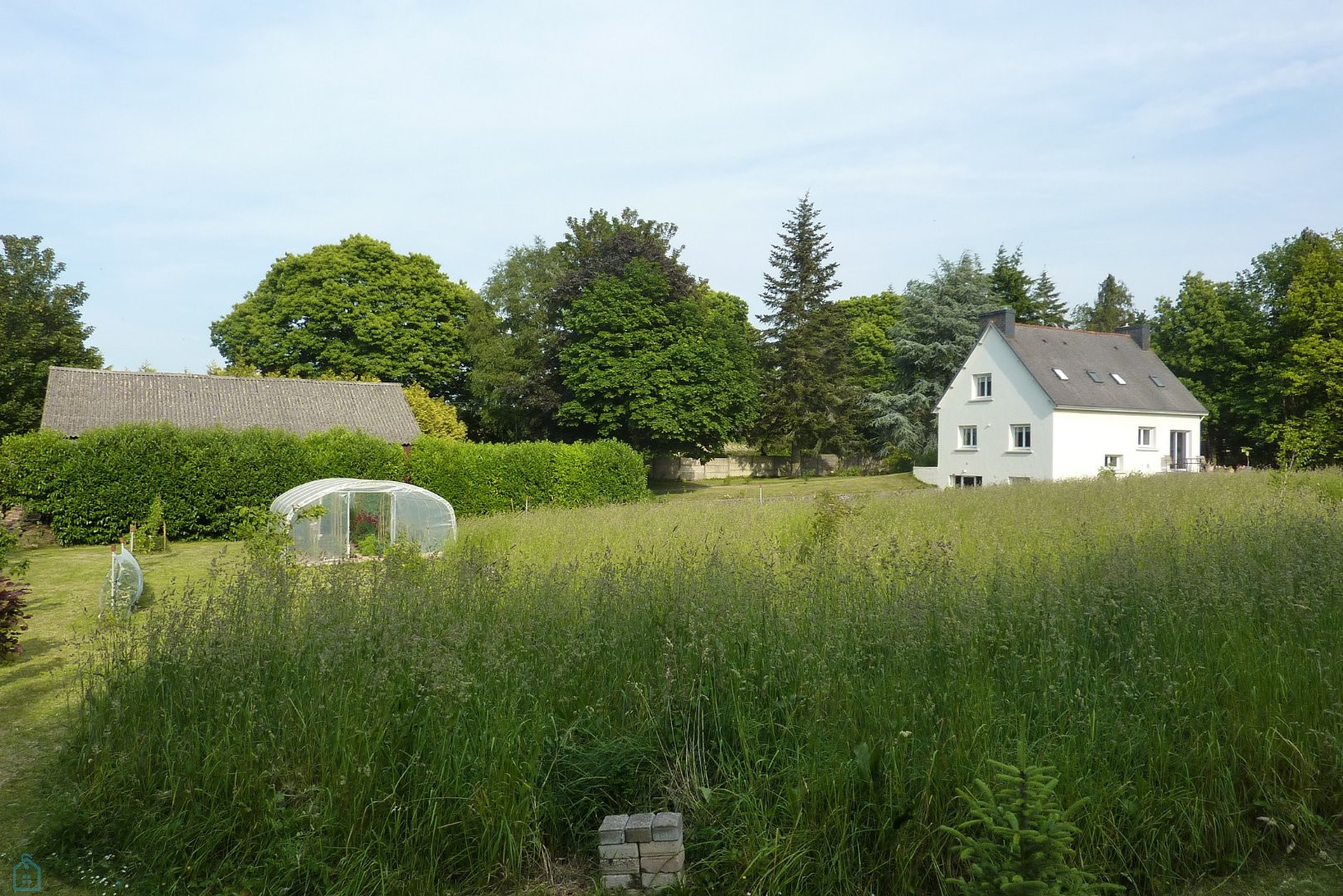 
                                                Vente
                                                 Maison rénovée avec grand terrain