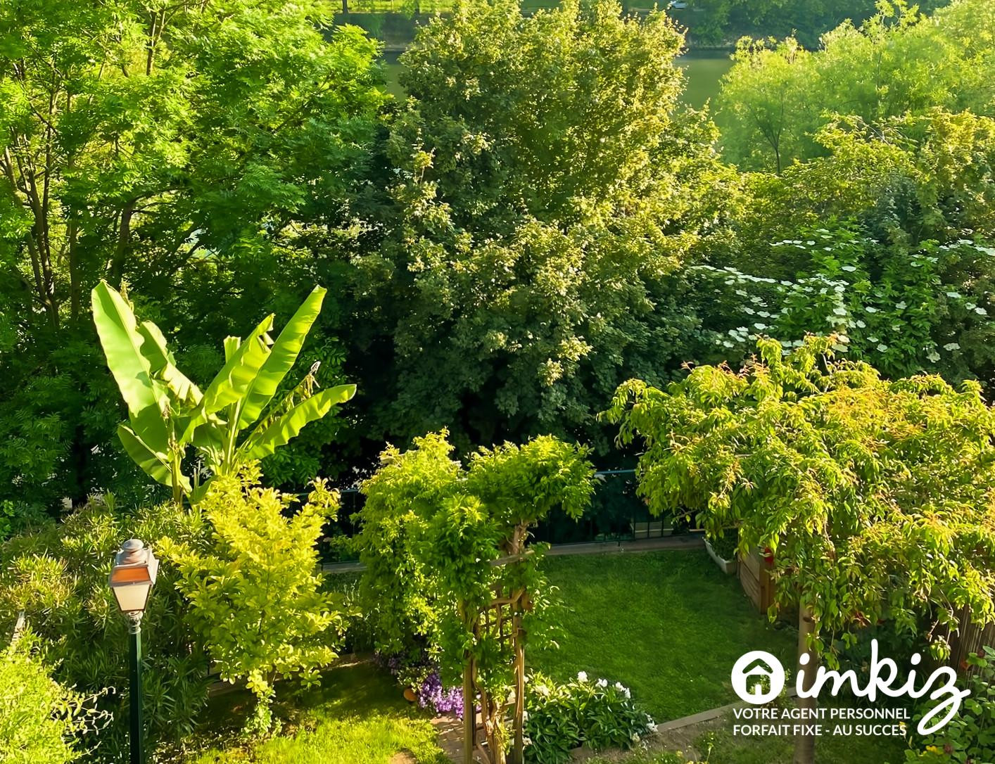 
                                                Vente
                                                 Maison sans travaux le long des berges