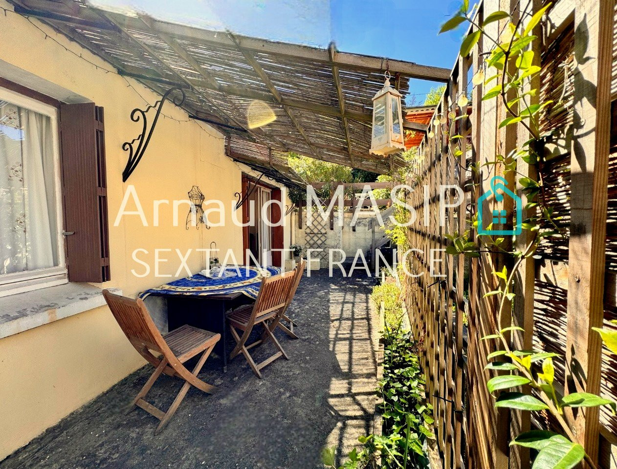 
                                                Vente
                                                 MAISON SPACIEUSE 3CH, 132M² HAB, GGE/ATELIER 80M², JARDIN, TERRASSE  