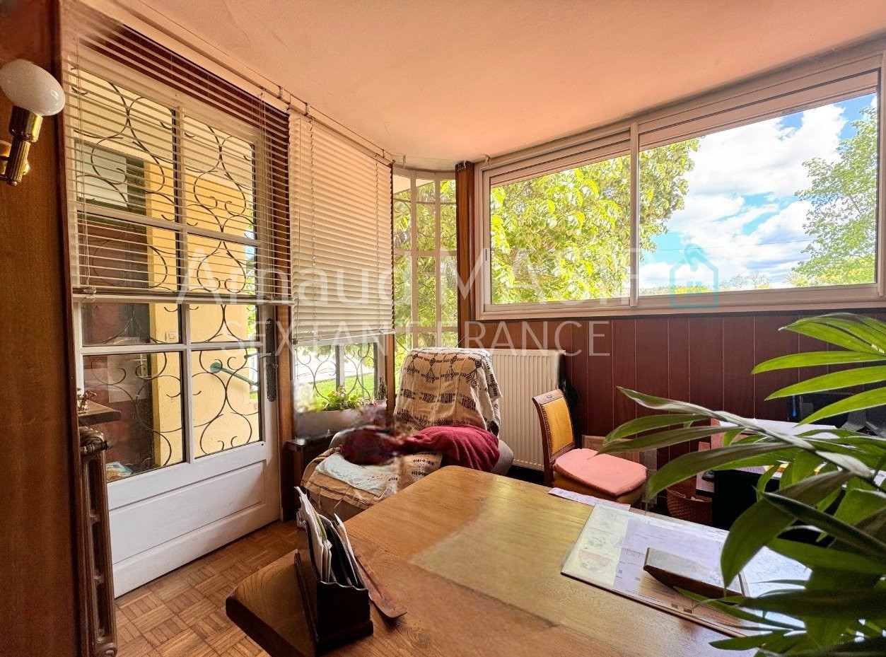 
                                                Vente
                                                 MAISON SPACIEUSE 4 CH, PISCINE, TERRASSE, GGE, TERRAIN 3 000M²