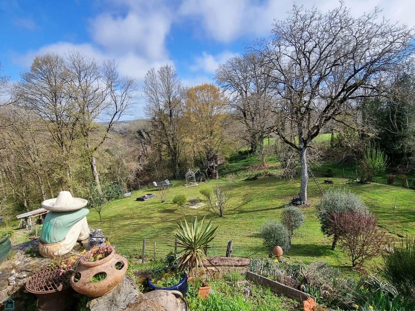 
                                                Vente
                                                 MAISONS DE HAMEAU RENOVEES