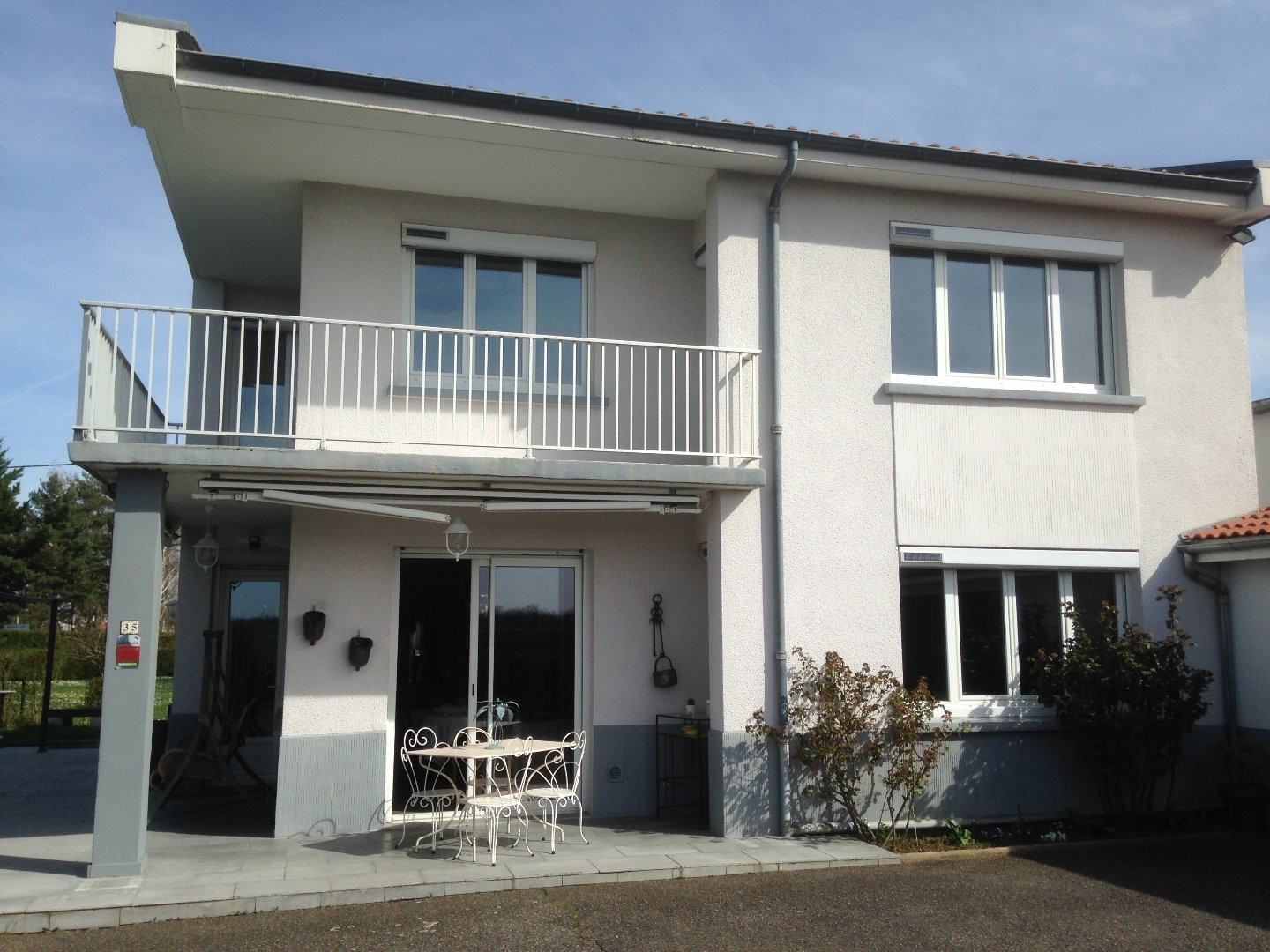 
                                                Vente
                                                 MARINGUES MAISON INDIVIDUELLE