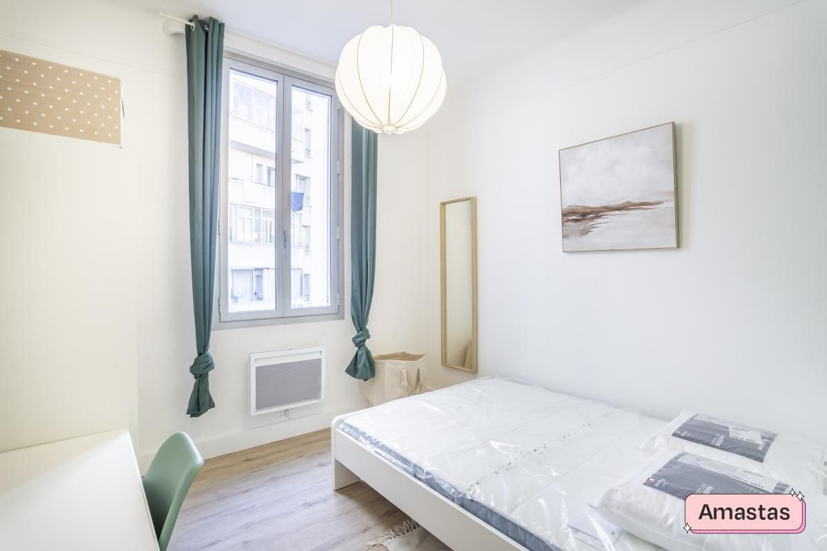 
                                                Colocation
                                                 Marseille 13006 - Appartement T4 en plein cœur du centre ville