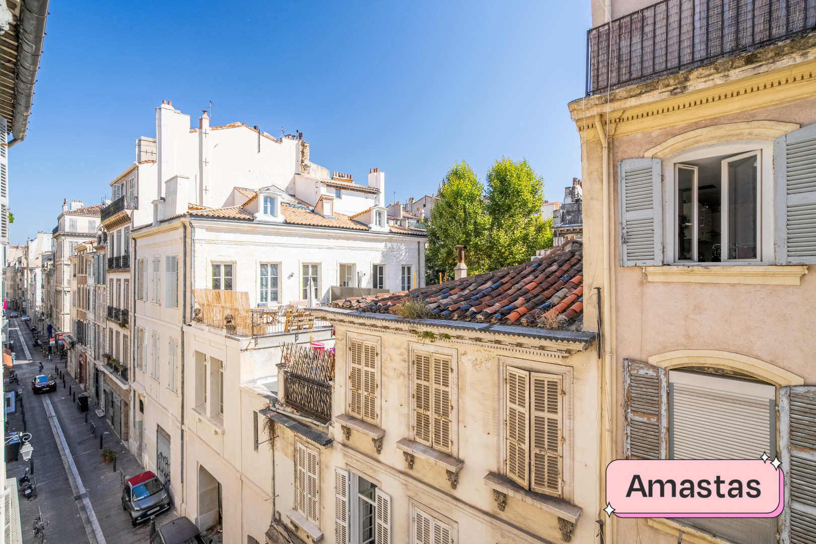 
                                                Location
                                                 Marseille 13006 - Magnifique T2 dans le quartier de la Préfecture