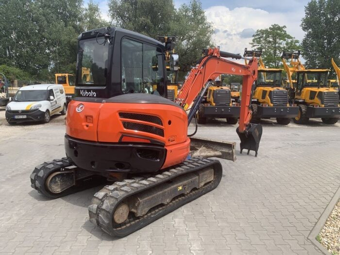 
                                                Matériel BTP
                                                 Mini Pelle Kubota U48-4 / 4,7 T (2015)