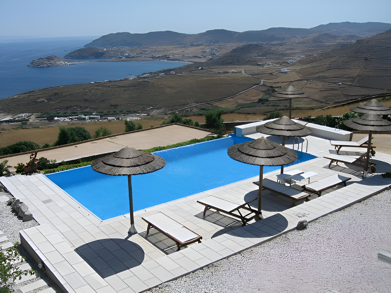 
                                                Vente
                                                 MYKONOS – VILLA DE LUXE 630 M² - VUE PANORAMIQUE