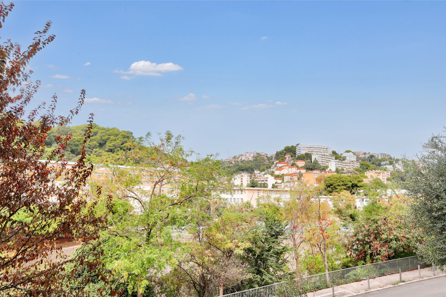 
                                                Vente
                                                 Nice Baumettes - 2 pièces coup de coeur avec terrasse proche Université