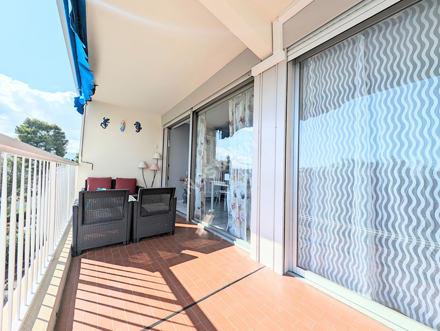 
                                                Vente
                                                 Nice Corniche Fleurie - T3 de 70 m²