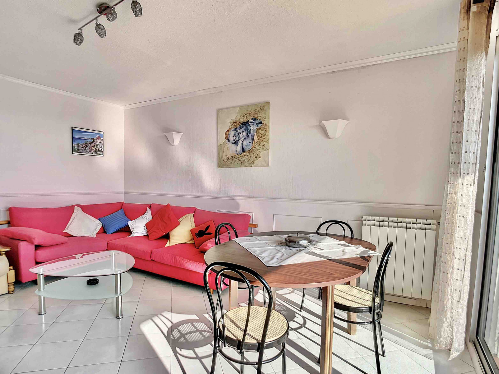 
                                                Vente
                                                 Nice Ouest Saint Augustin - Opportunité - Beau  4 pièces 77 m² vue mer et ville