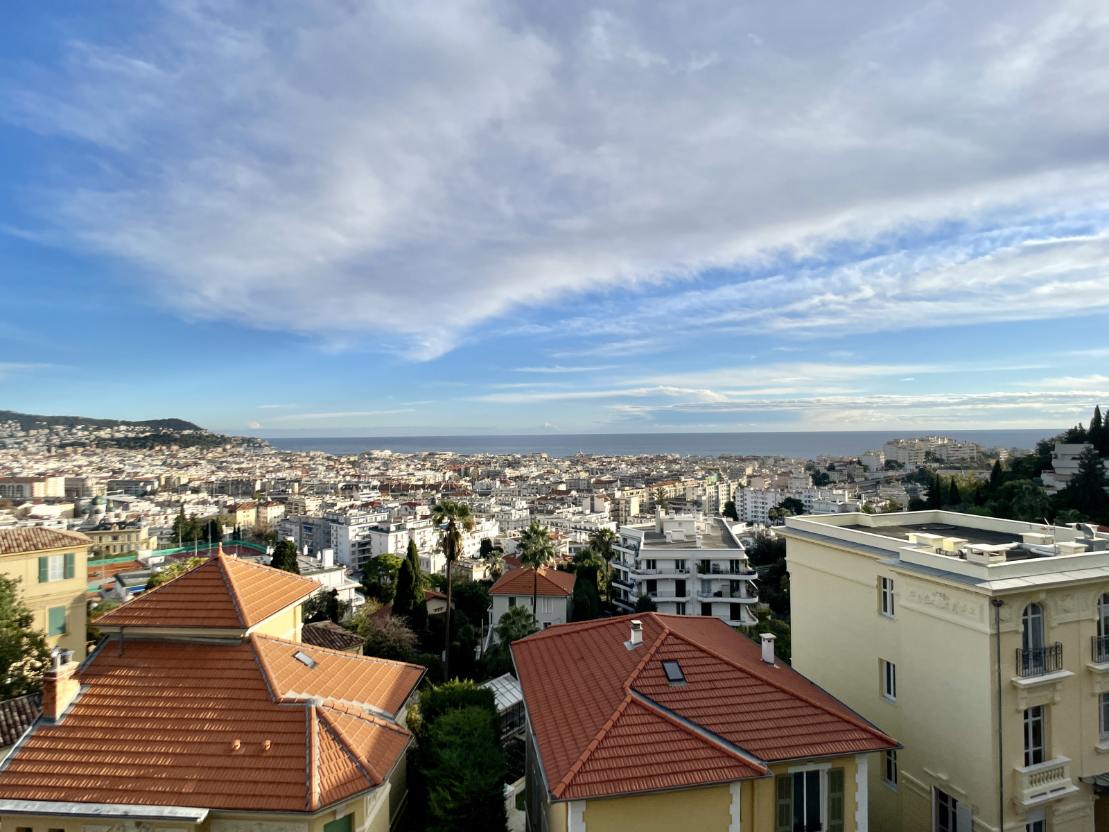 
                                                Vente
                                                 Nice Parc Impérial - Penthouse de 127 m2 avec vue panoramique