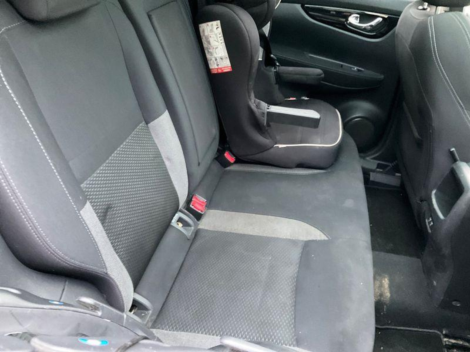 
                                                Voiture
                                                 Nissan Qashqai 1.5 DCI N-Connecta