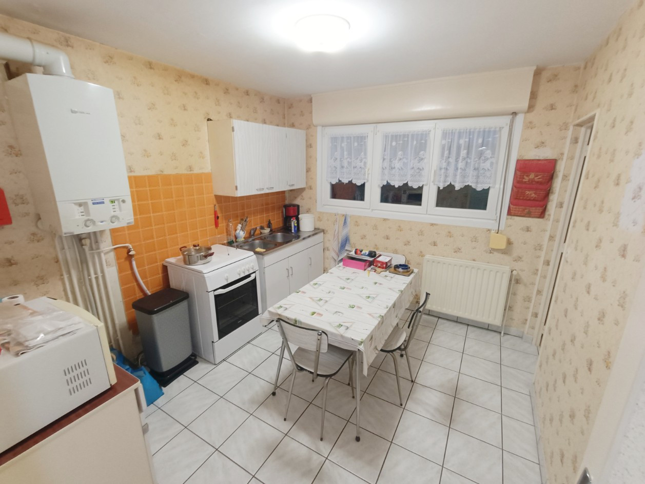 
                                                Vente
                                                 Pavillon 3 chambres avec garage, jardin, terrasse