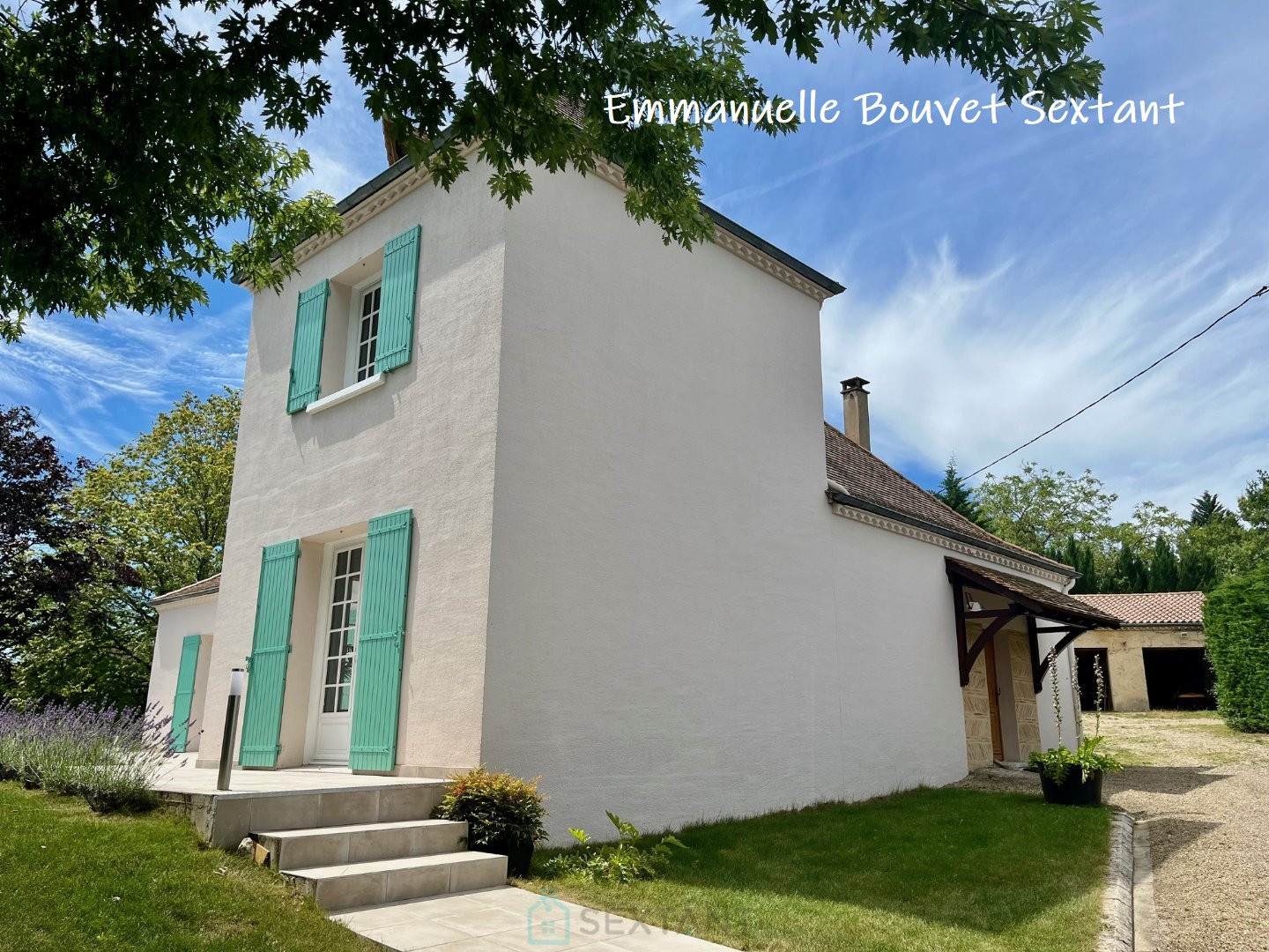 
                                                Vente
                                                 Périgourdine, vie de plain-pied, 4 chambres, double-garage, superbe terrain, jolie vue dégagée, pas de vis à vis, secteur calme