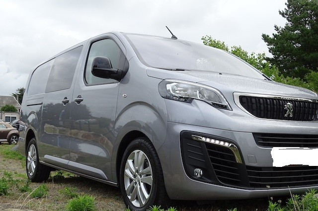 
                                                Utilitaire
                                                 PEUGEOT EXPERT CAB APPRO 2.0 BLUEHDI 180CH