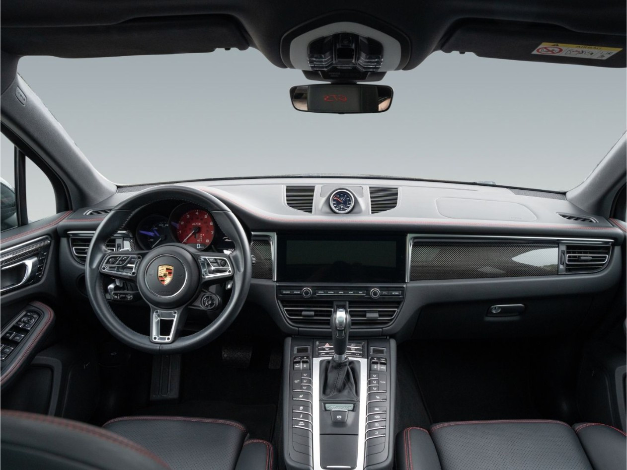 
                                                Voiture
                                                 Porsche Macan (2) GTS - 381 PS - PDK