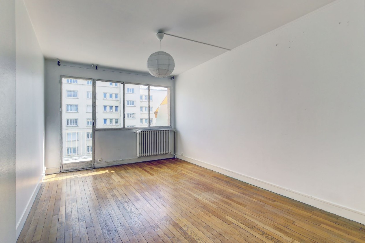 
                                                Vente
                                                 SAINT-CLOUD APPARTEMENT QUATRE PIECES