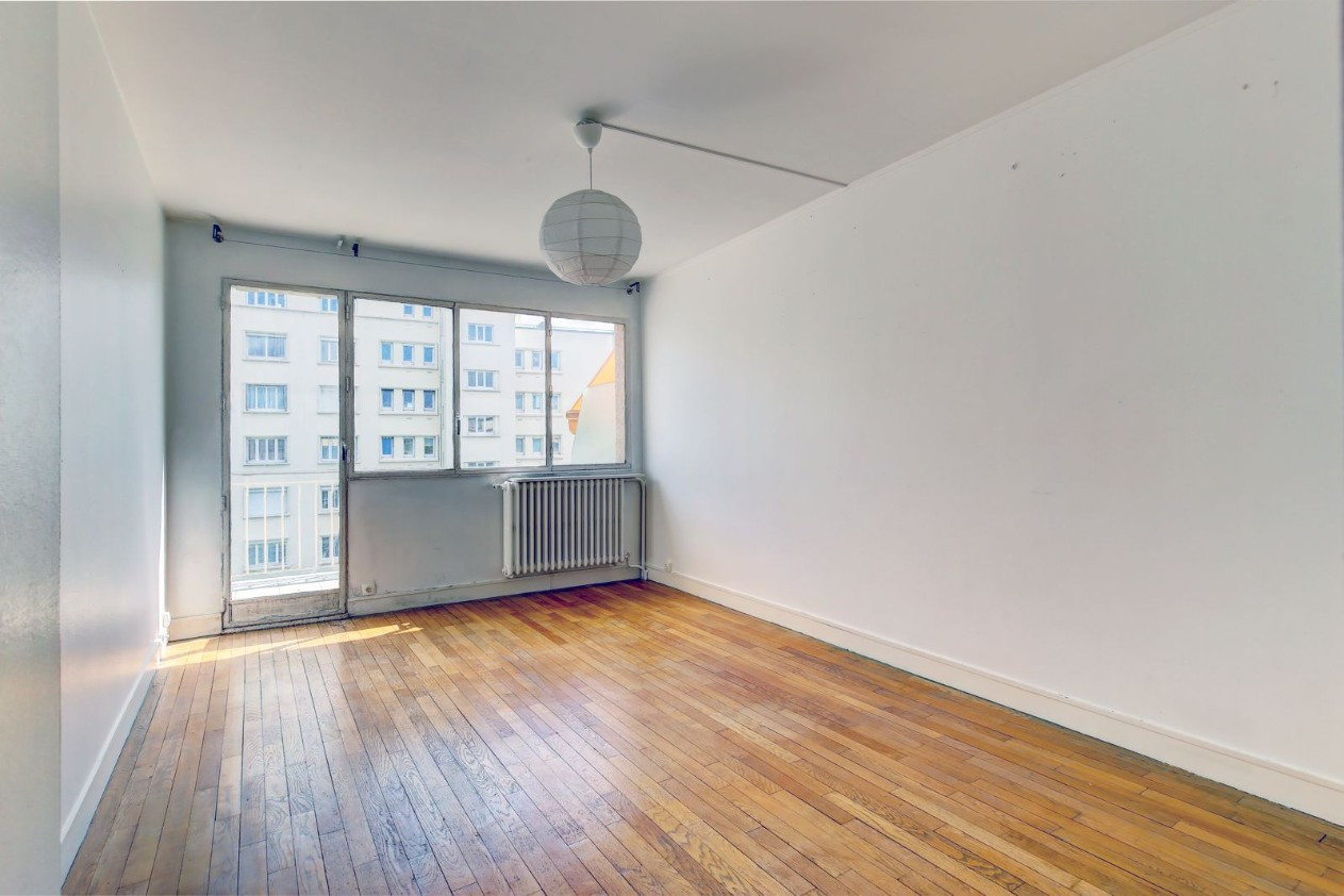 
                                                Vente
                                                 SAINT-CLOUD APPARTEMENT QUATRE PIECES