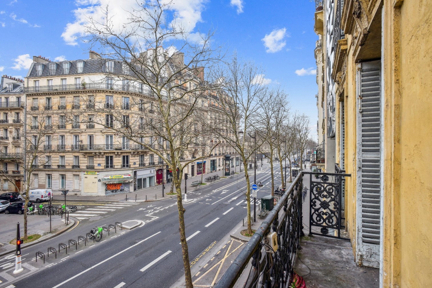 
                                                Vente
                                                 Saint-Michel - Appartement de 3 pièces avec balcon