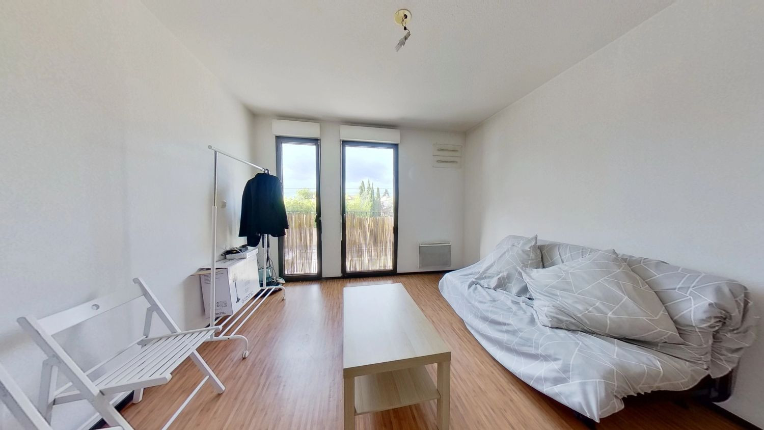 
                                                Location
                                                 Studio meublé quartier St Hilaire avec parking - 134855