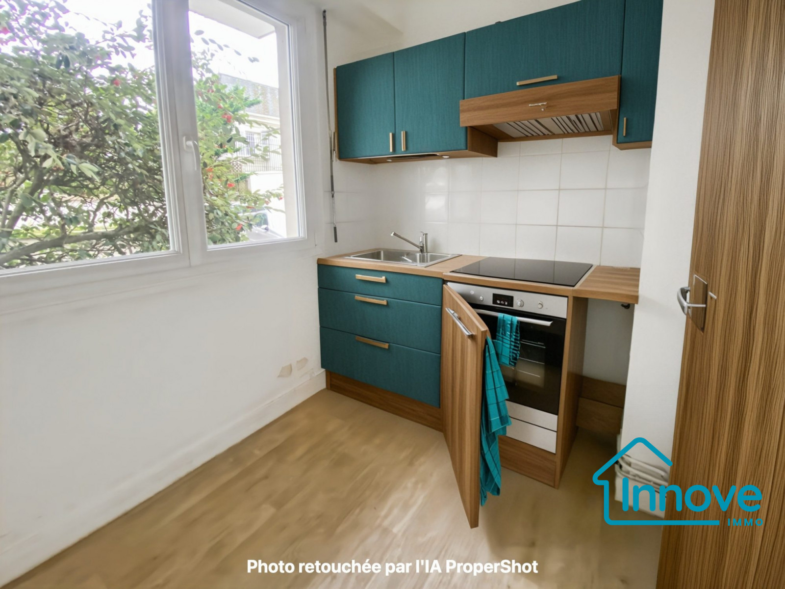 
                                                Vente
                                                 Studio square Jean Houdon