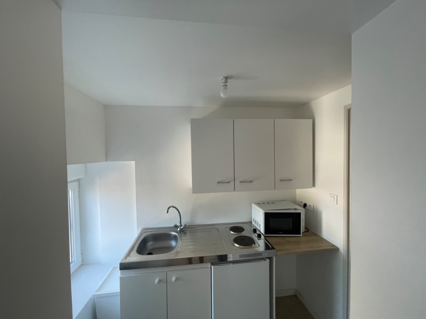 
                                                Location
                                                 Studio T1 de 18m2 meublé idéal étudiant