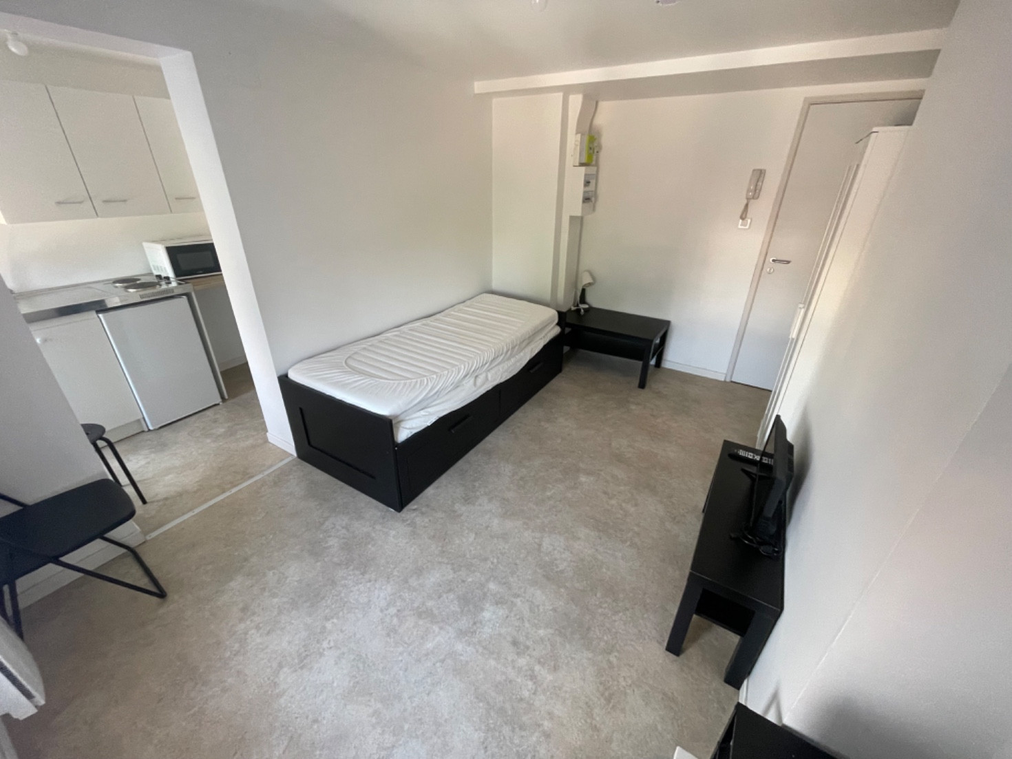 
                                                Location
                                                 Studio T1 de 18m2 meublé idéal étudiant