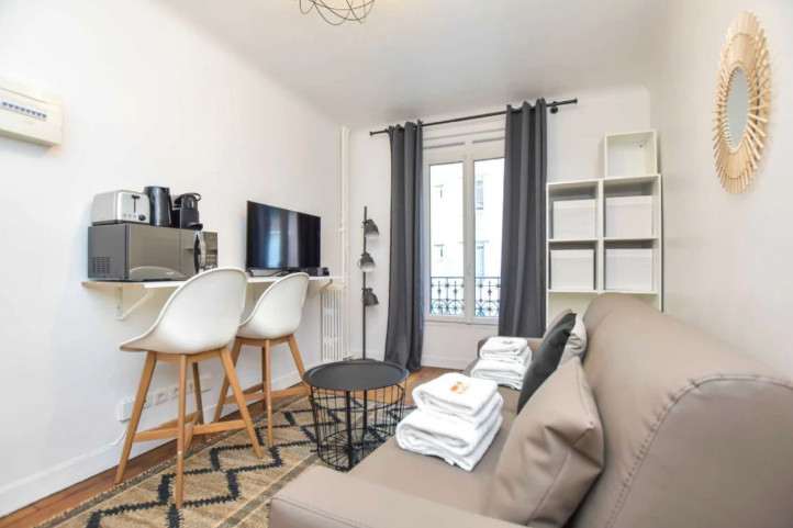 
                                                Location
                                                 Superbe Studio - Neuilly sur Seine