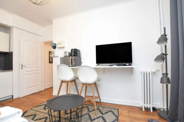 
                                                Location
                                                 Superbe Studio - Neuilly sur Seine