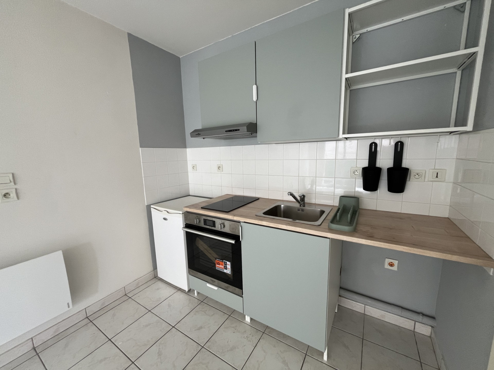 
                                                Location
                                                 T2 QUARTIER REMICOURT ST QUENTIN