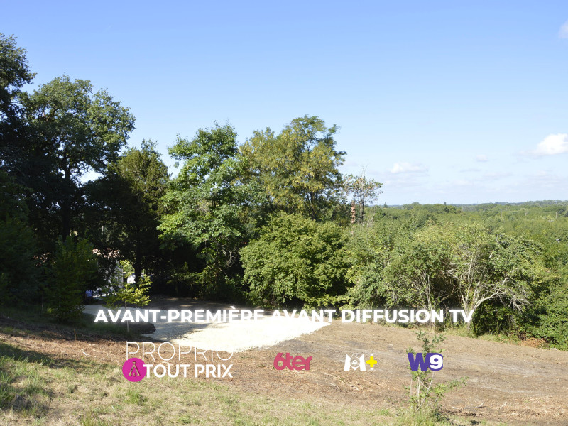 
                                                Vente
                                                 Terrain Constructible de 6877m2