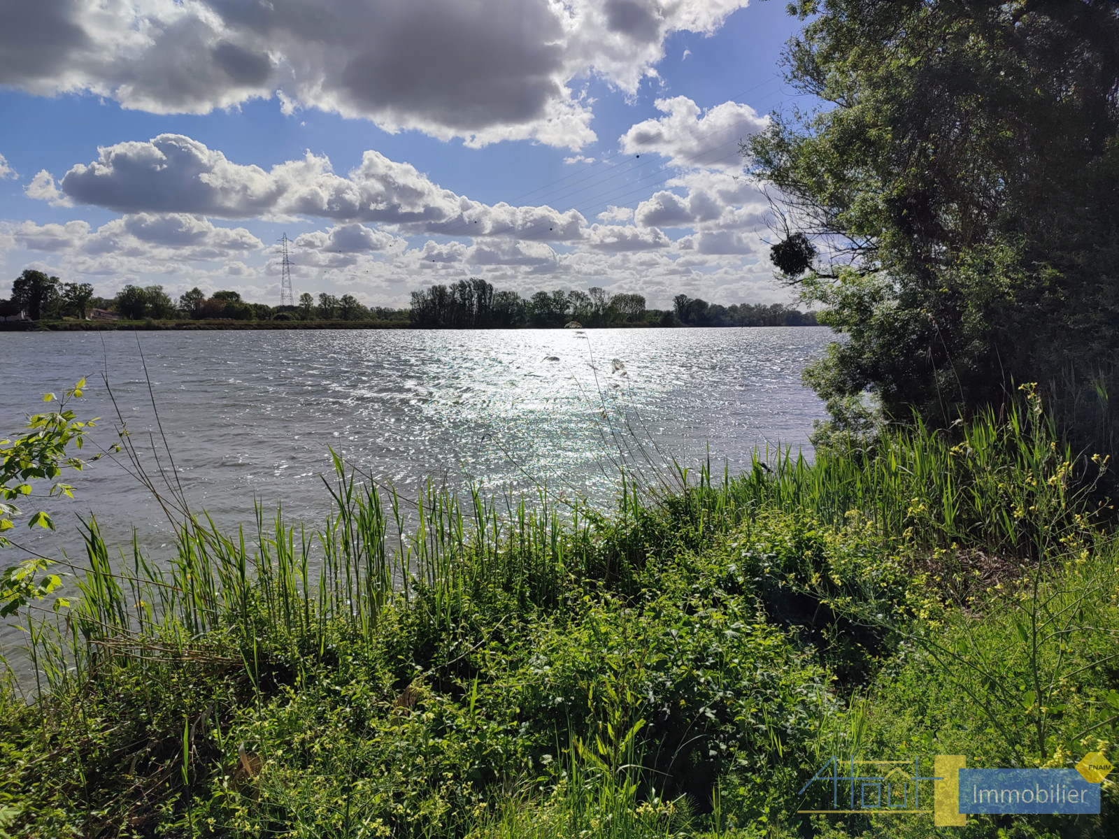 
                                                Vente
                                                 Terrain de loisirs au bord de la Garonne