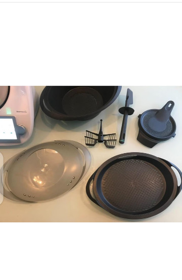 
                                                Electroménager
                                                 Thermomix tm6 avec accessoires