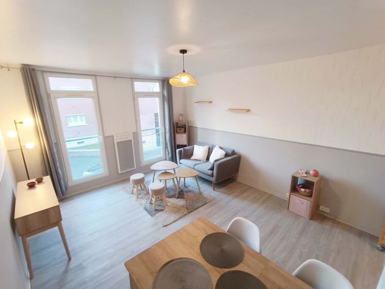 
                                                Location
                                                 très beau T1 Bis avec chambre Amiens centre