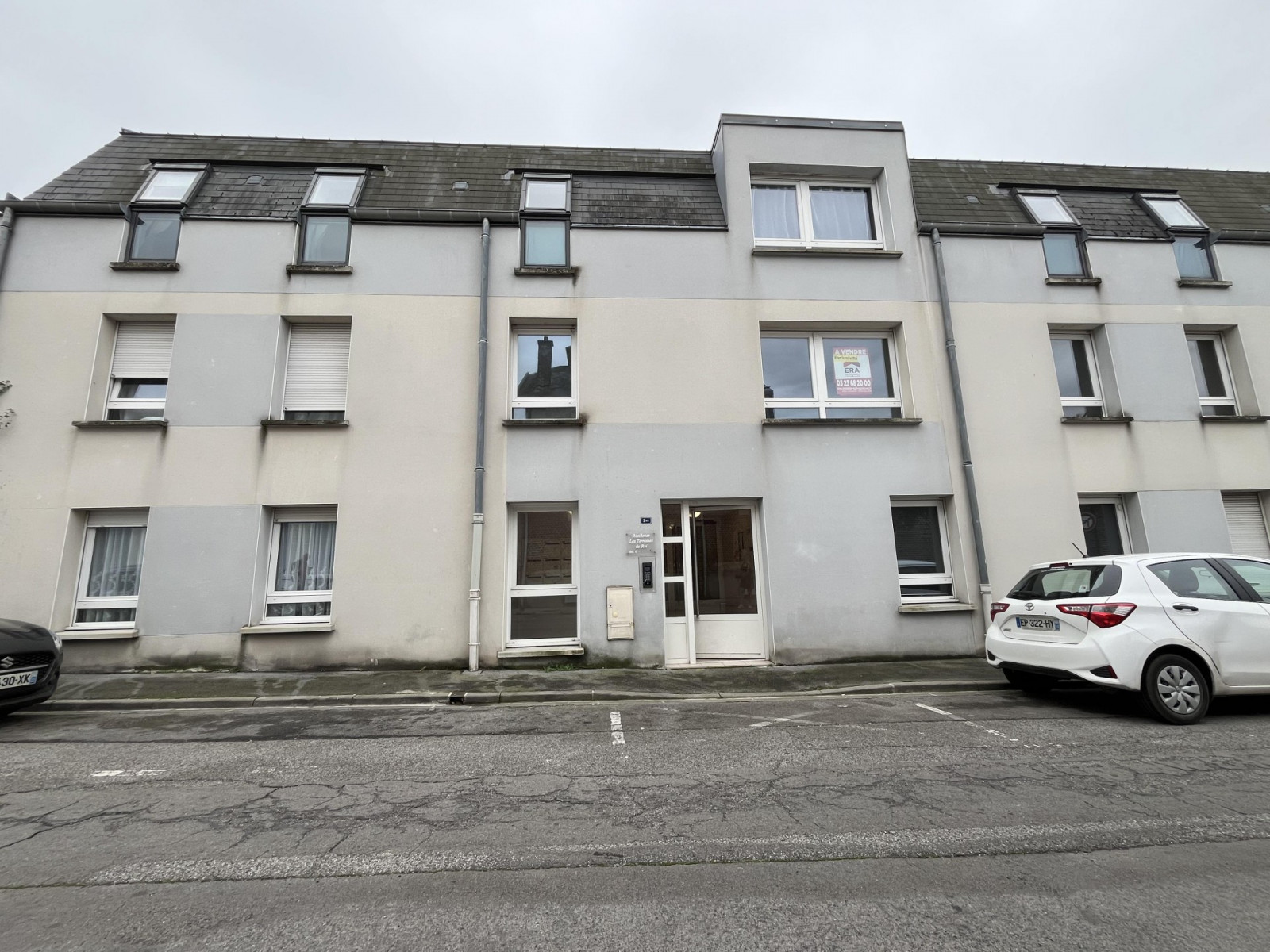 
                                                Vente
                                                 Très bel appartement T3 loué dans un immeuble sécurisé.