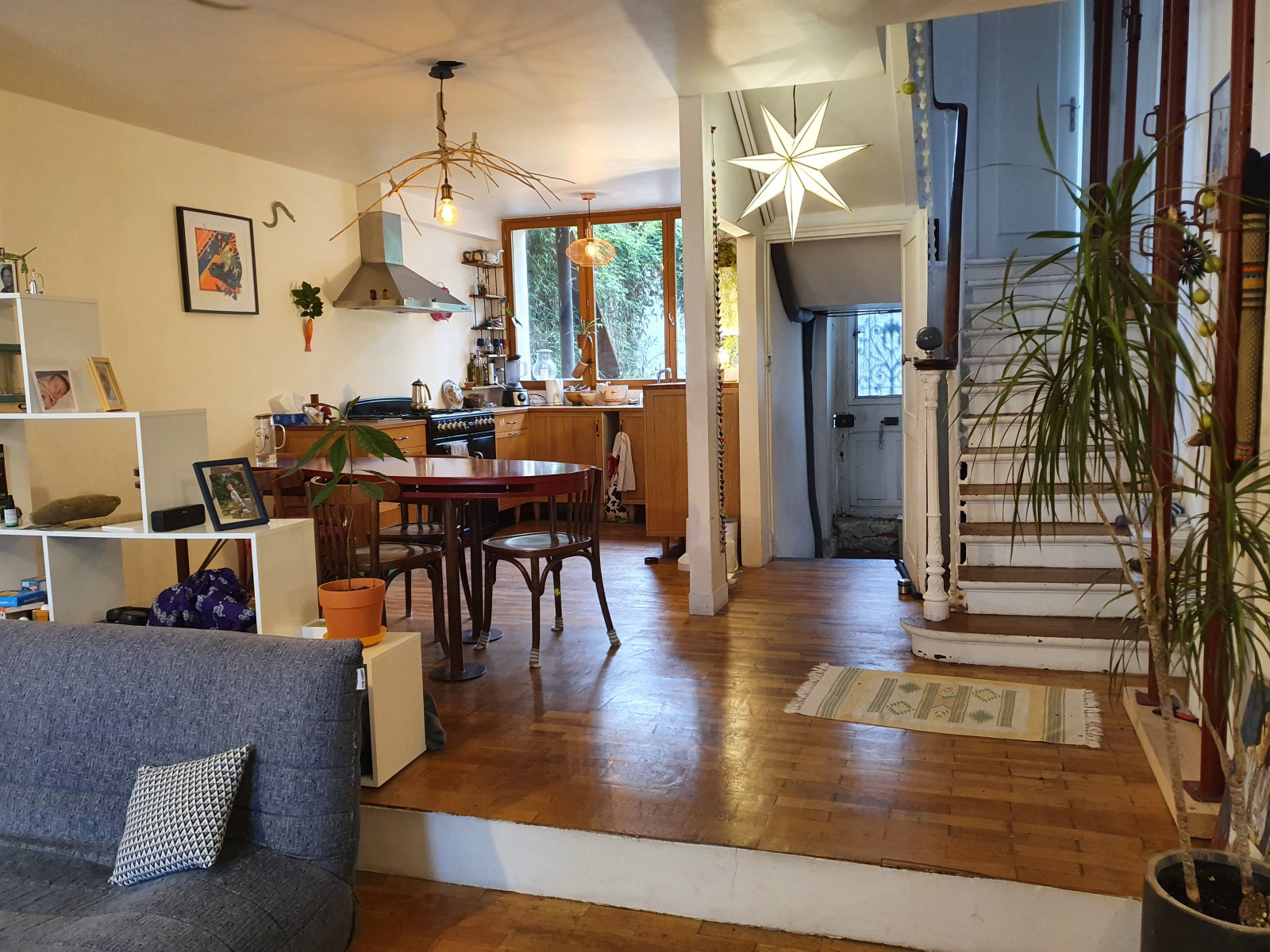 
                                                Location
                                                 Très belle chambre meublée chez l'habitant, proche Paris (loyer tout inclus)