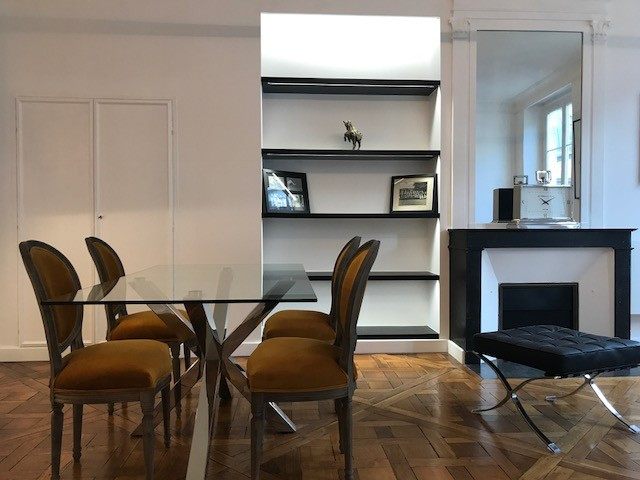 
                                                Location
                                                 Très grand T2 (63m2) meublé et équipé - Paris 1er