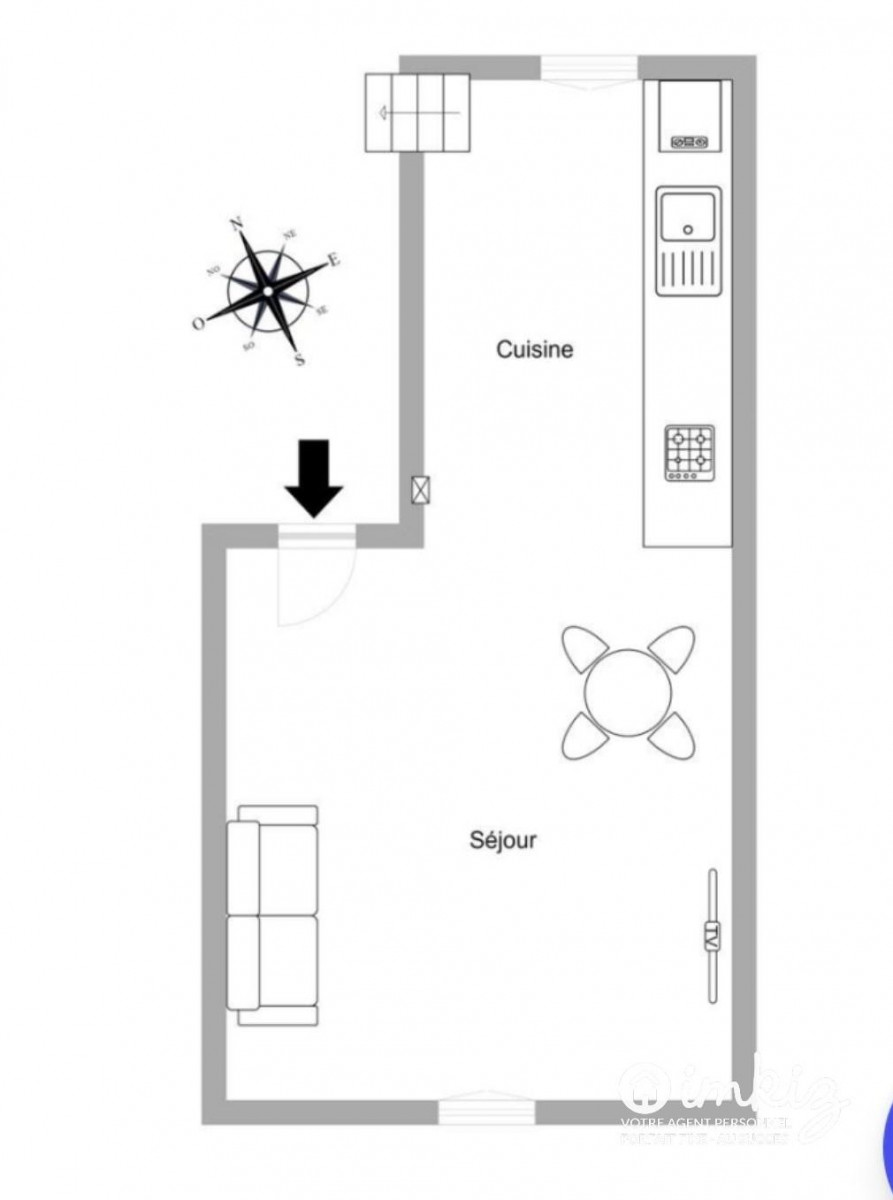 
                                                Vente
                                                 Triplex traversant  entièrement rénové