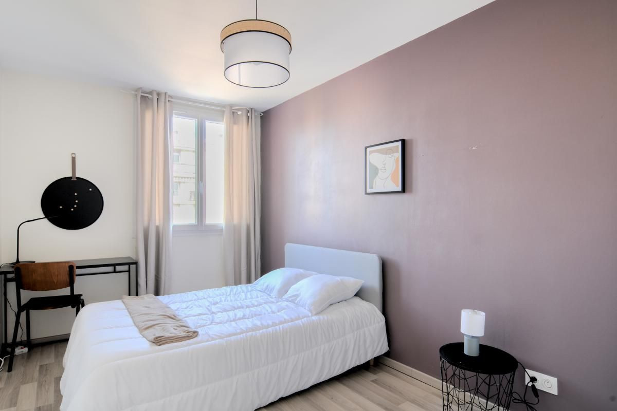 
                                                Colocation
                                                 Une chambre disponible dans cette colocation de 3 chambres