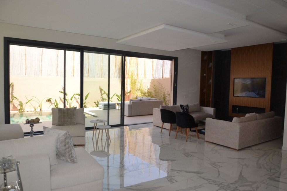 
                                                Vente
                                                 VILLA 325 M² - 13 PIÈCES - MARRAKECH VLA0947