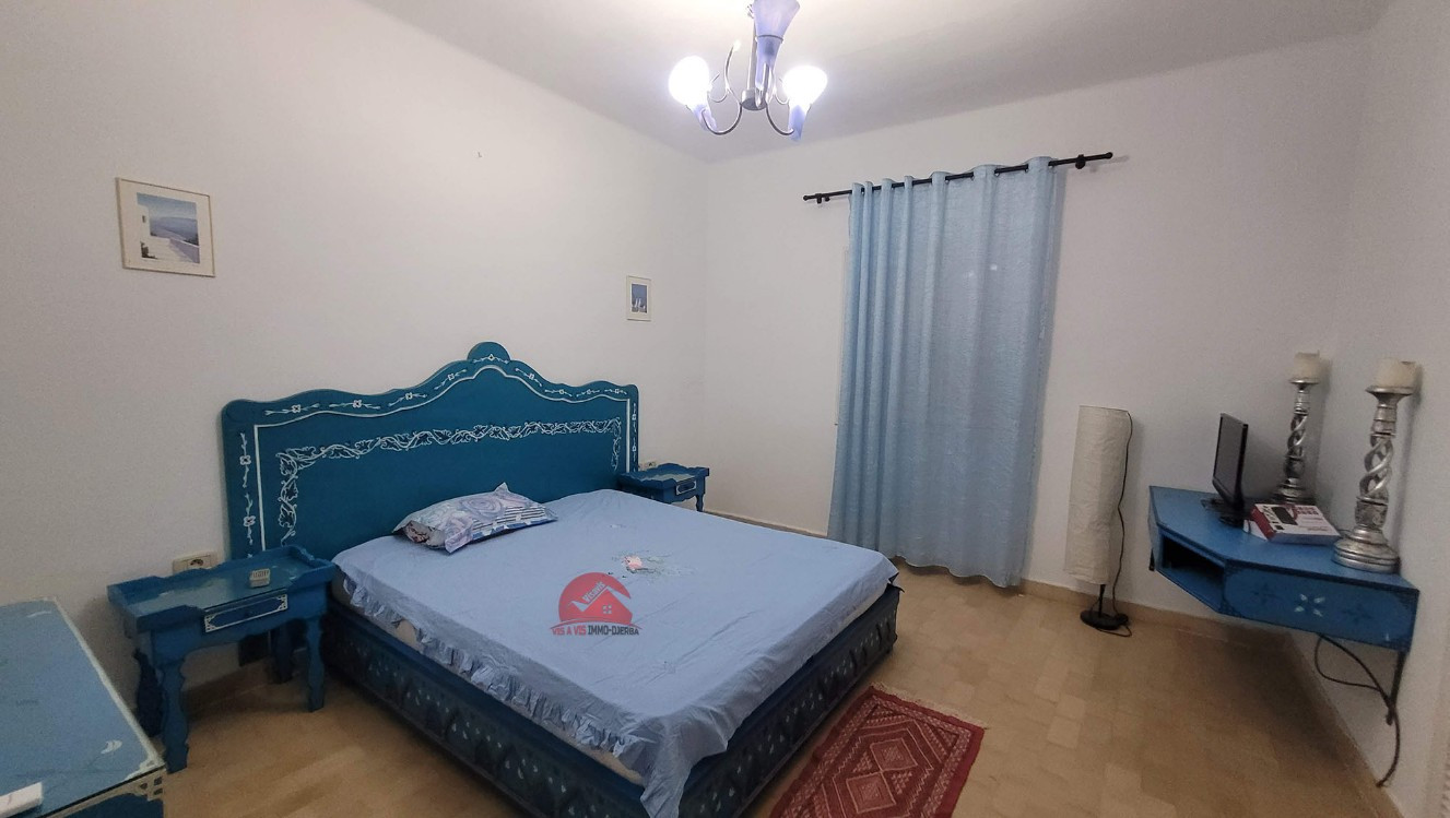 
                                                Location
                                                 VILLA AVEC PISCINE PRIVÉE À DJERBA - RÉF L740